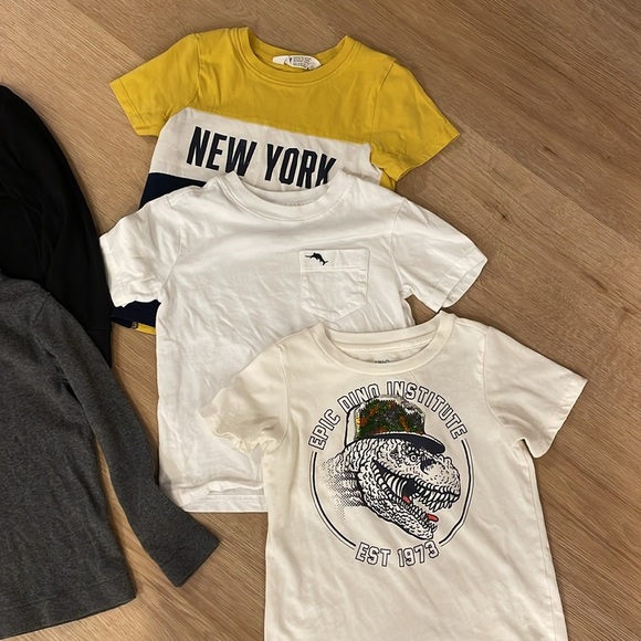 Bundle of 5 Shirts - Picture 2 of 6